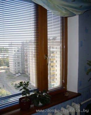 ОКНА ДЕРЕВЯННЫЕ из трехслойного бруса. Сосна, меранти, дуб.